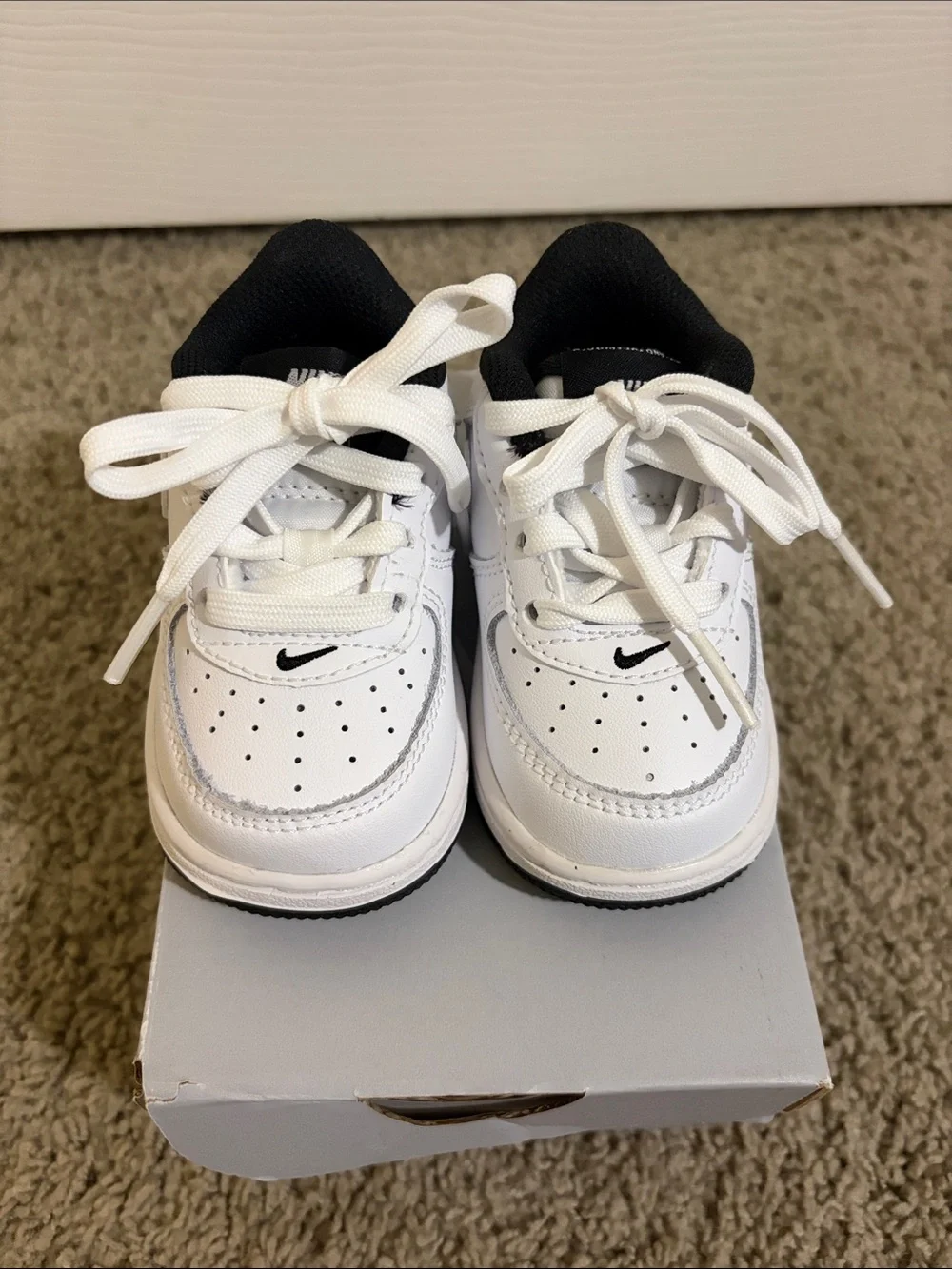 Nike Toddler Force 1 ESS White and Black Low-Top Sneakers